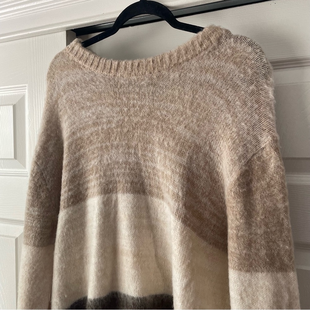 Universal Threads Color Block Sweater Large - Picture 2 of 6